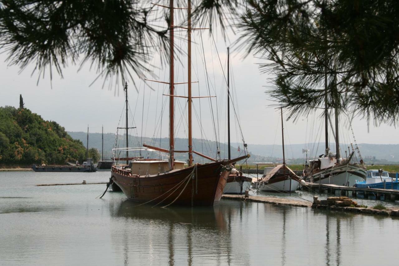 Floating House Marina Royal Villa Portorož Dış mekan fotoğraf